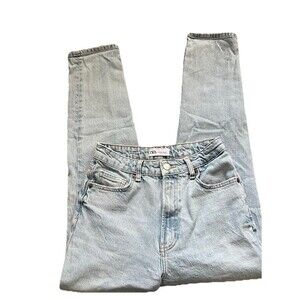 Zara Straight Leg Jeans Women’s Light Blue Light Wash Denim Size 2 EUC